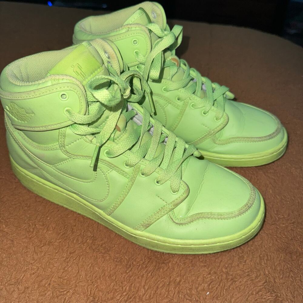 Billie Eilish x Jordan 1 Retro AJKO Ghost Green DN2857-330 Women’s Size 9.5